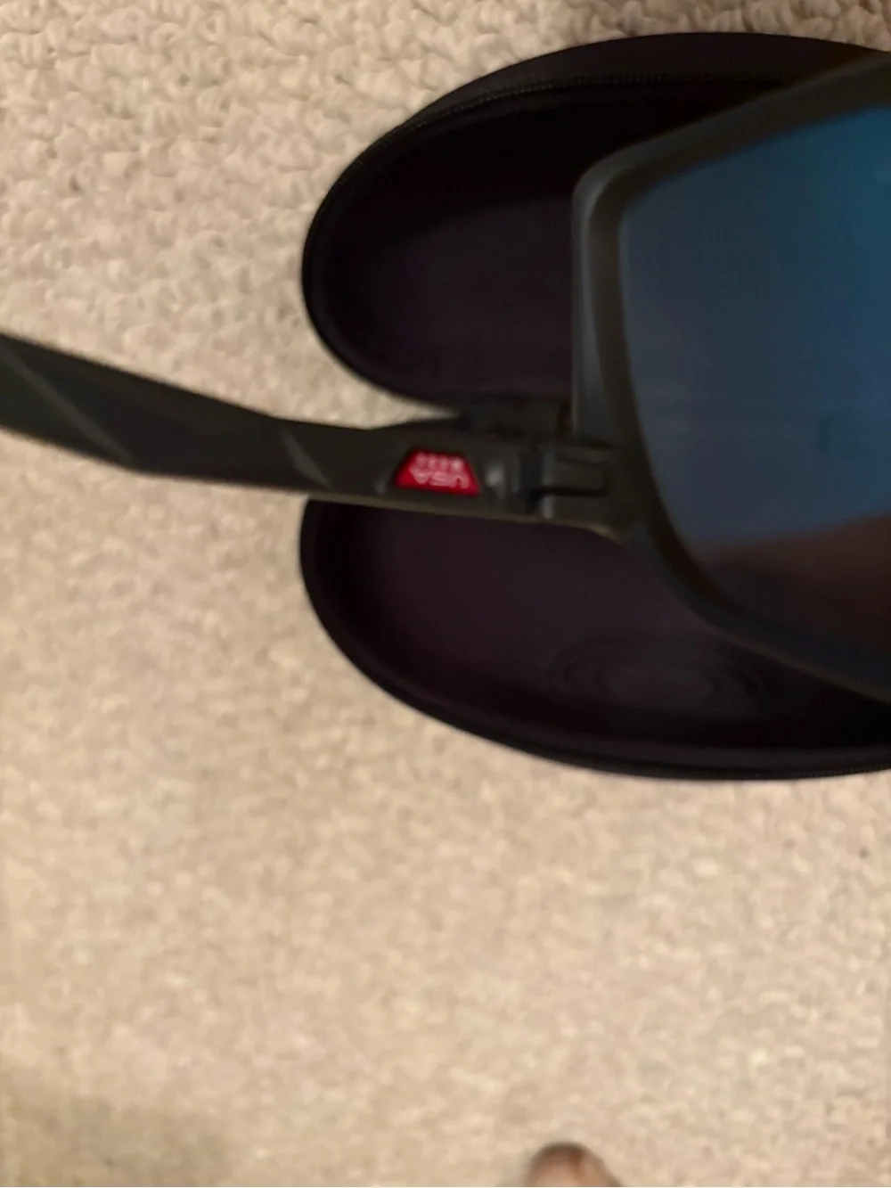 Oakley Black Semi-Rigid Sunglasses Case with Embossed Logo Sutro $235